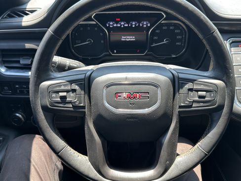 Used 2021 GMC Yukon AT4 w/ AT4 Premium Package AWD/4WD image 19
