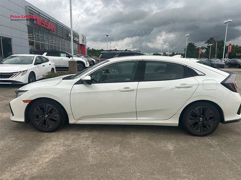 Used 2019 Honda Civic EX image 4