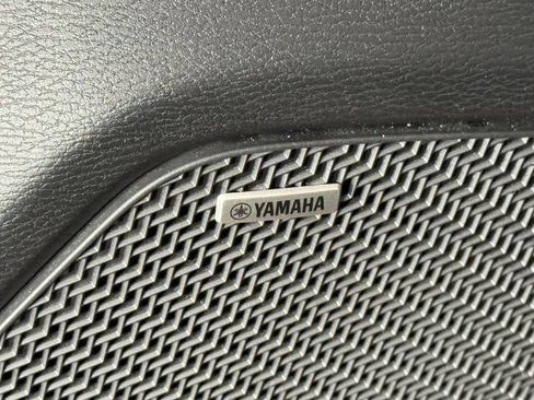 Used 2025 Mitsubishi Outlander AWD image 22