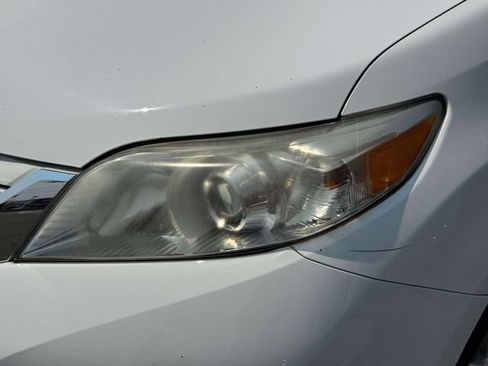 Used 2015 Toyota Sienna LE FWD image 9