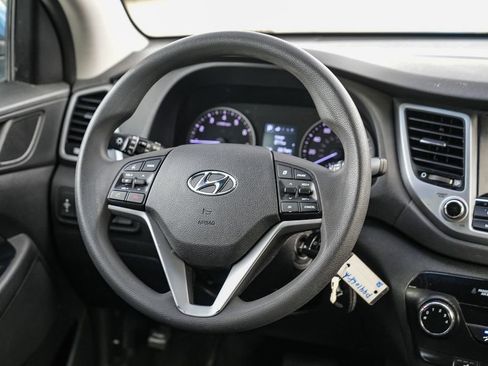 Used 2018 Hyundai Tucson SEL image 16