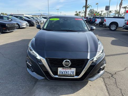 Used 2021 Nissan Altima 2.5 SL image 2