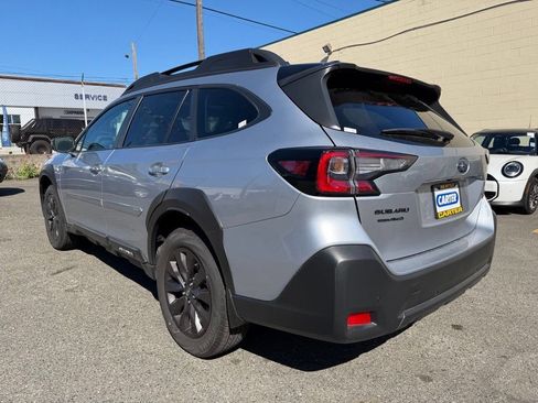 Used 2025 Subaru Outback Onyx Edition XT AWD/4WD image 5