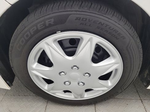 Used 2023 Toyota Corolla LE FWD image 31