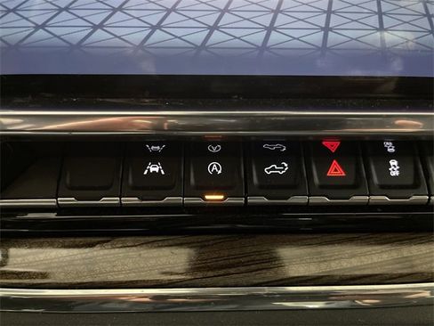 Used 2024 GMC Sierra 1500 Elevation image 30