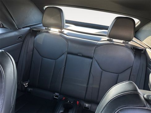 Used 2024 BMW 430i Convertible image 13