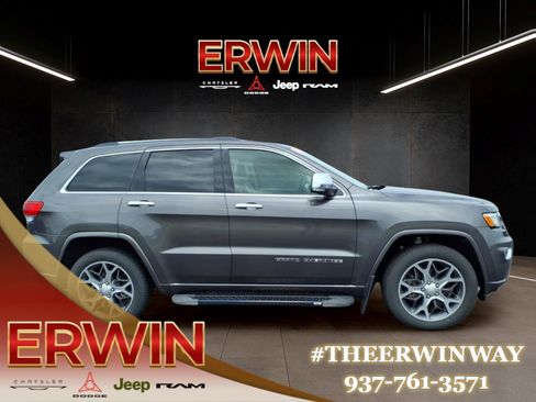 Used 2019 Jeep Grand Cherokee Overland AWD/4WD image 8