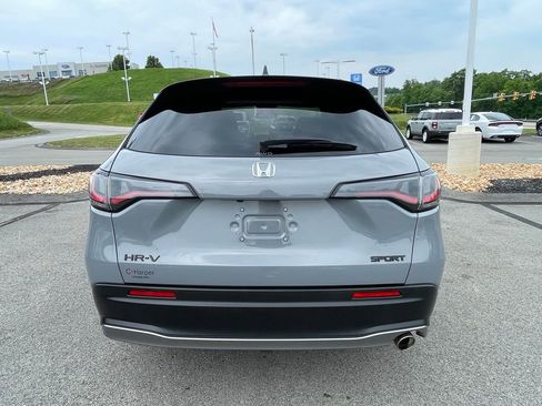 Used 2026 Honda HR-V Sport image 4