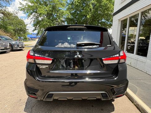 Used 2025 Mitsubishi Outlander Sport AWD image 6