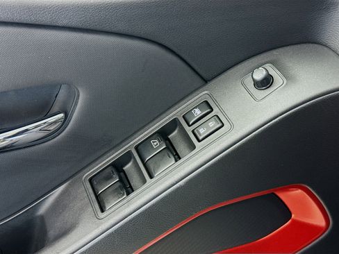 Used 2024 Nissan Frontier Pro-X image 21