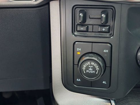 Used 2022 Ford F150 Platinum w/ Bed Utility Package AWD/4WD image 18