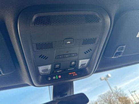 Used 2023 Cadillac XT5 Sportv image 18