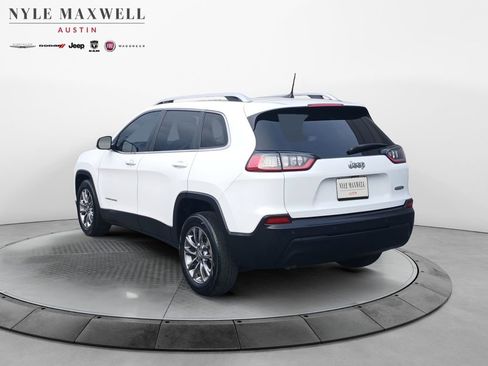 Used 2019 Jeep Cherokee Latitude Plus image 14