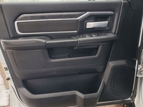 Used 2024 RAM 2500 Big Horn image 7