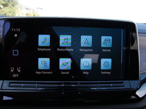 Certified 2026 Volkswagen Atlas SE FWD image 18