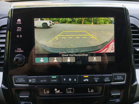 Used 2023 Honda Odyssey Touring image 31