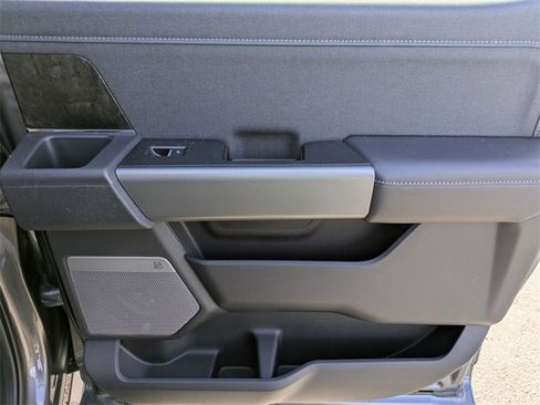 New 2025 Ford F250 Lariat w/ Lariat Ultimate Package image 32