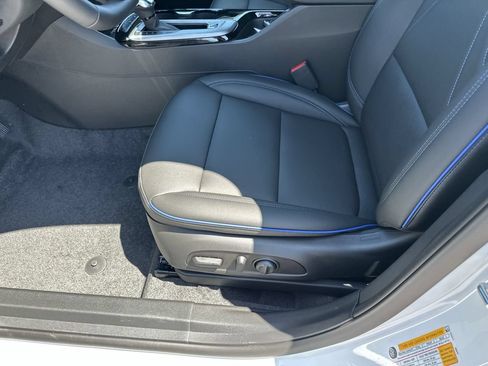 New 2026 Buick Envista Sport Touring w/ Convenience I Package FWD image 21
