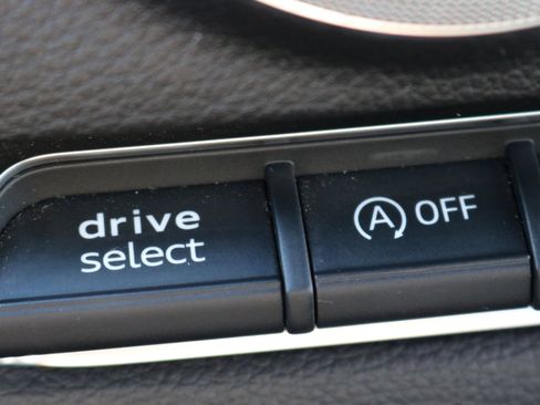 Used 2017 Audi A3 2.0T Premium w/ Convenience Package image 19