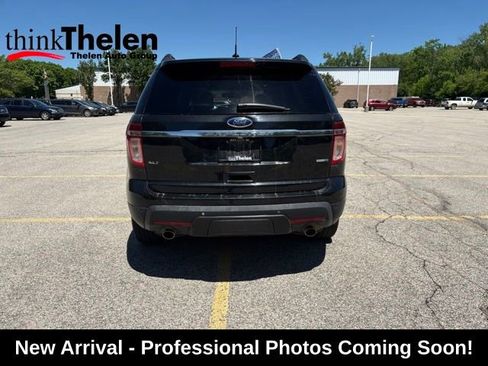 Used 2015 Ford Explorer XLT w/ Equipment Group 202A AWD/4WD image 4