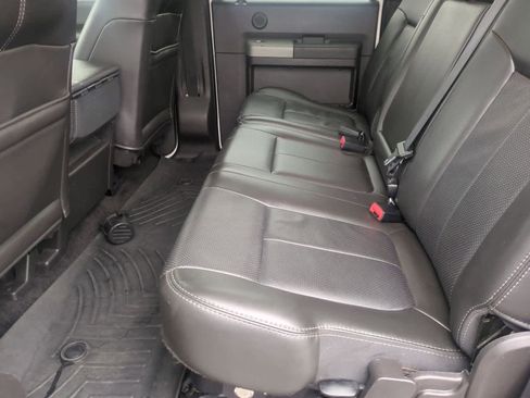 Used 2011 Ford F350 Lariat w/ Lariat Interior Pkg image 19