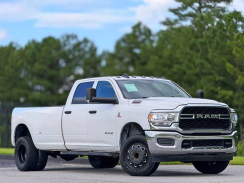 Used 2019 RAM 3500 Tradesman AWD/4WD image 5