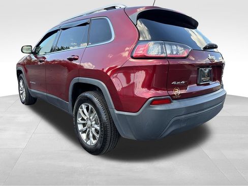 Used 2019 Jeep Cherokee Latitude Plus w/ Comfort/Convenience Group AWD/4WD image 3