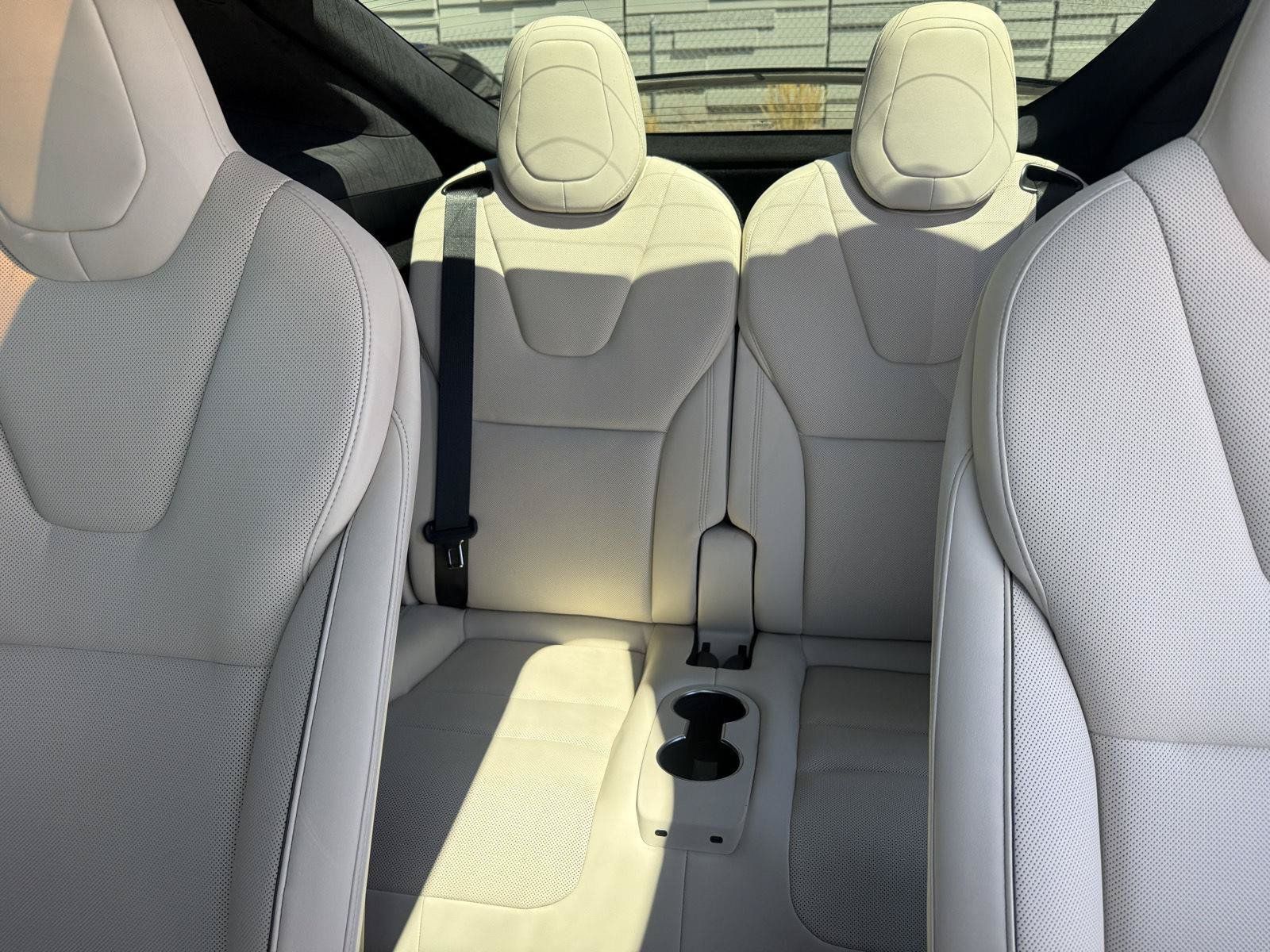Used 2022 Tesla Model X Plaid AWD/4WD image 17