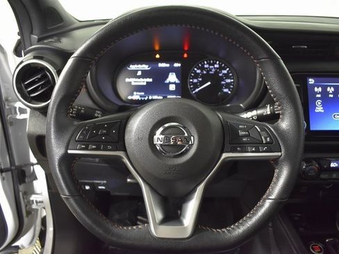 Certified 2021 Nissan Kicks SR w/ SR Premium Package image 15