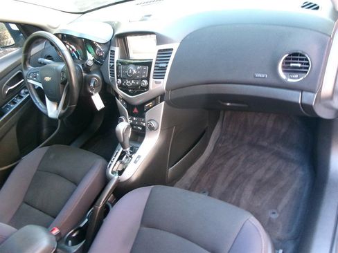 Used 2014 Chevrolet Cruze LT w/ Enhanced Safety Package image 16