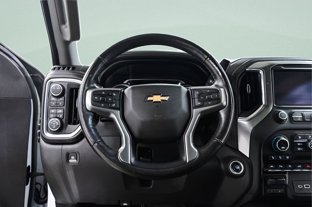 Used 2020 Chevrolet Silverado 1500 LTZ w/ LTZ Premium Package AWD/4WD image 10