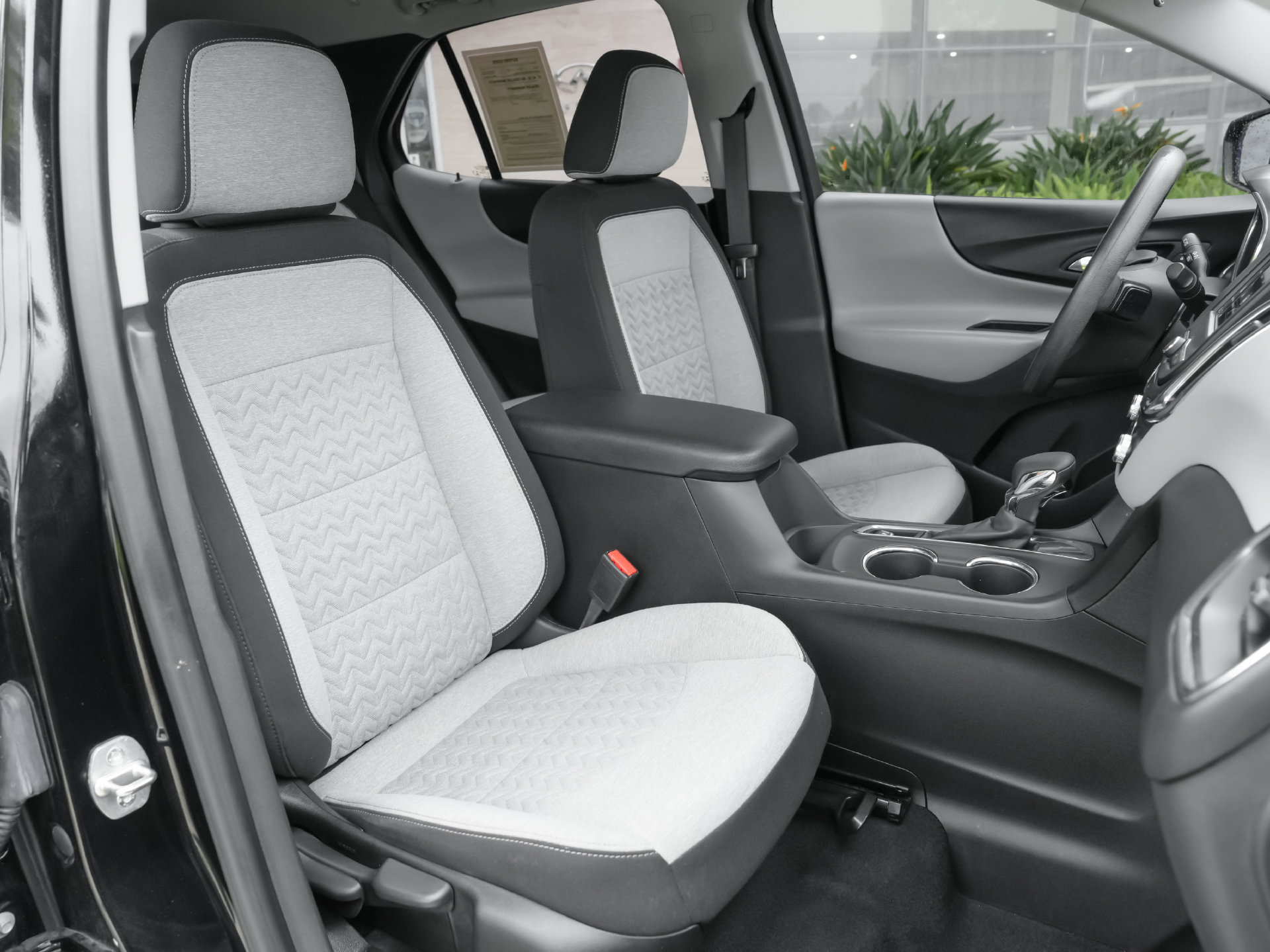 Used 2023 Chevrolet Equinox LS FWD image 41