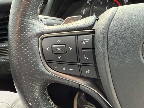 Used 2022 Lexus LS 500 F Sport w/ Accessory Package (Z2) AWD/4WD image 22