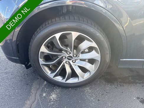 Used 2023 Lincoln Aviator Grand Touring w/ Equipment Group 301A AWD/4WD image 19