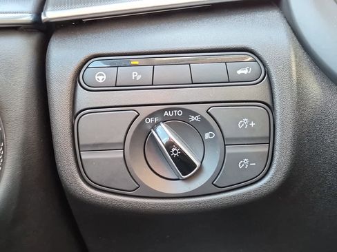 Used 2023 INFINITI QX50 Luxe image 19