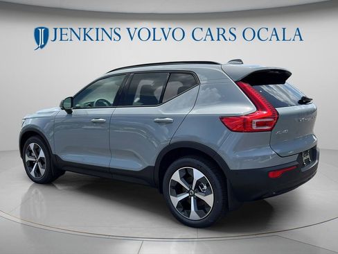 New 2026 Volvo XC40 B5 Plus w/ Protection Package Premier AWD/4WD image 5
