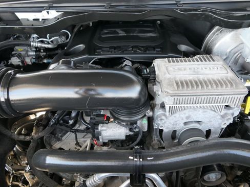 Used 2023 RAM 1500 Limited image 28