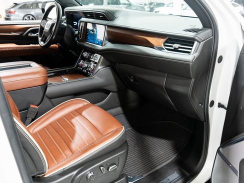 Used 2024 GMC Yukon Denali Ultimate image 20