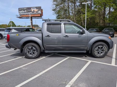 Used 2019 Nissan Frontier PRO-4X w/ Pro-4x Luxury Package image 2