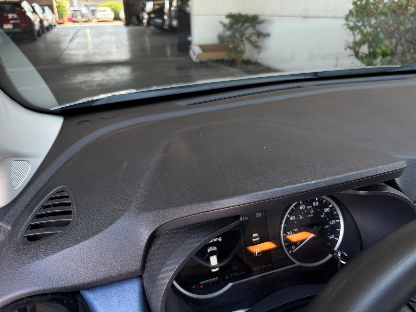 Used 2025 Nissan Versa SV FWD image 32
