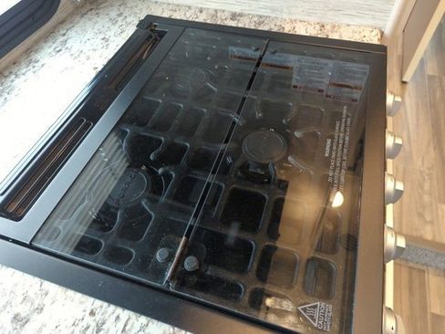 Used 2023 Ford E-450 and Econoline 450 Super Duty w/ Motorhome Prep Package image 19