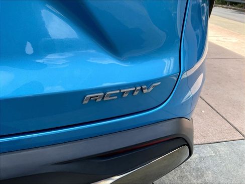 Used 2025 Chevrolet Trax ACTIV FWD image 23