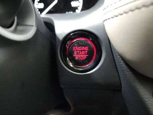 Used 2024 Honda HR-V EX-L image 32