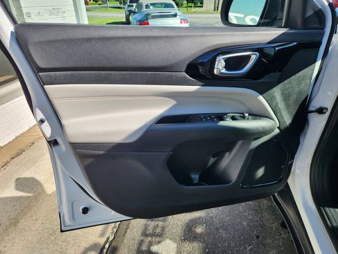 Used 2022 Jeep Compass Limited AWD/4WD image 22