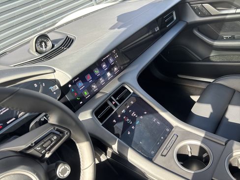 New 2026 Porsche Taycan image 18