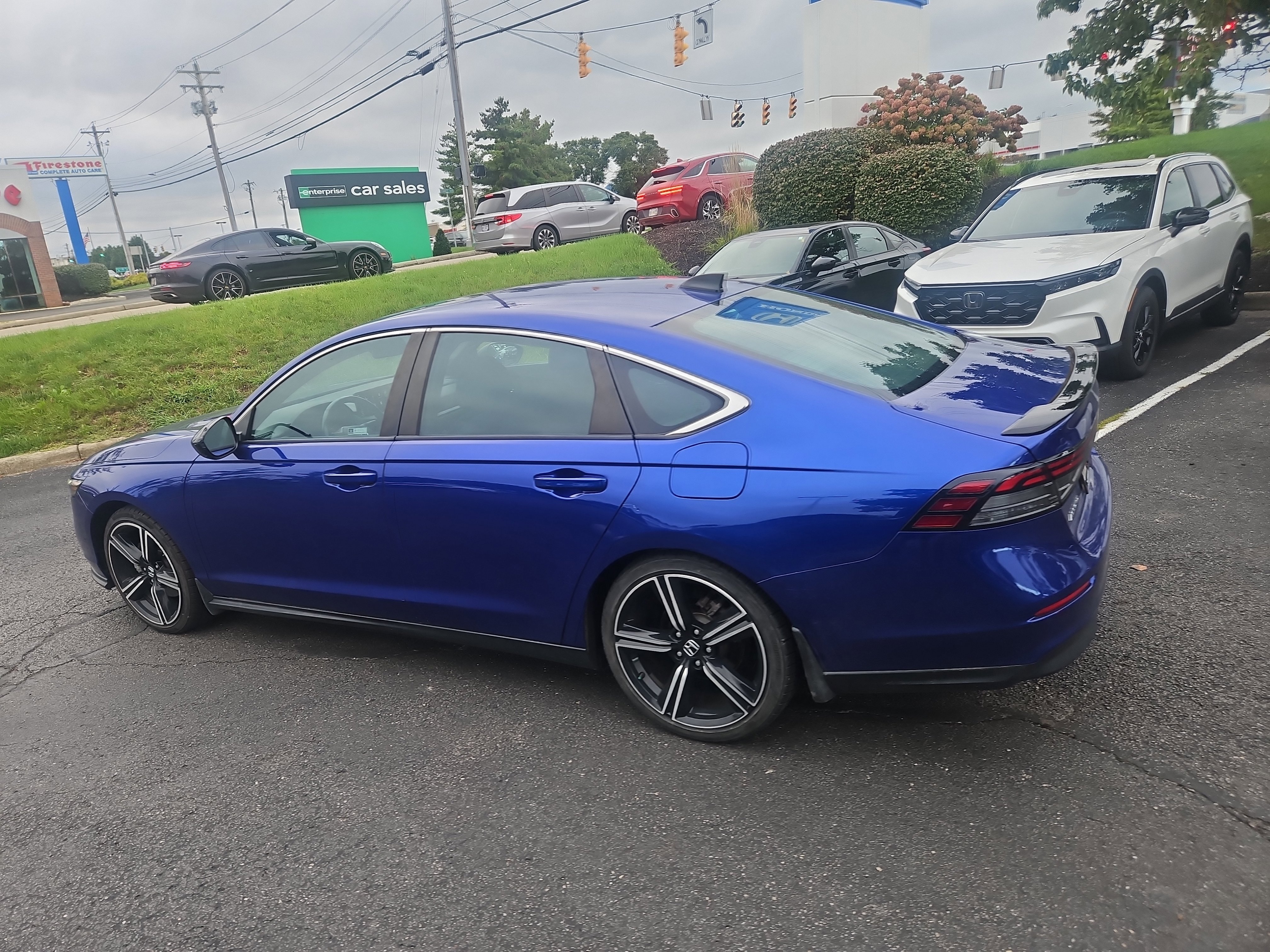 Used 2023 Honda Accord Sport image 11