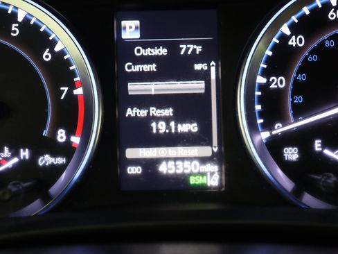 Used 2018 Toyota Highlander XLE AWD/4WD image 44