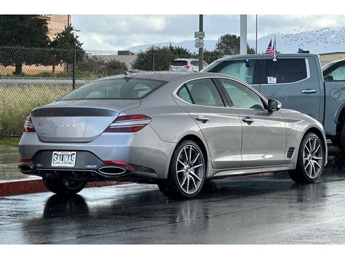 Used 2024 Genesis G70 2.5T image 4