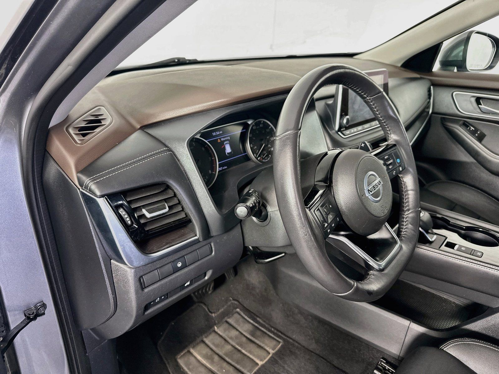 Used 2021 Nissan Rogue SL AWD/4WD image 9