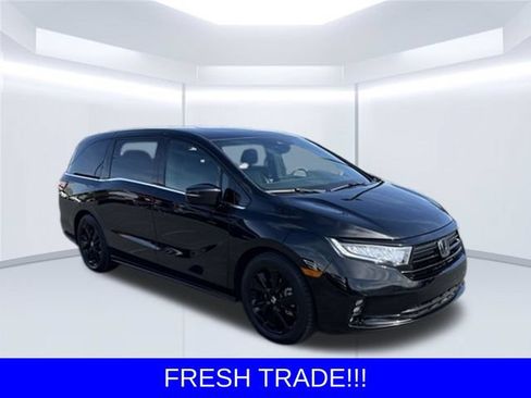 Used 2023 Honda Odyssey Sport image 1